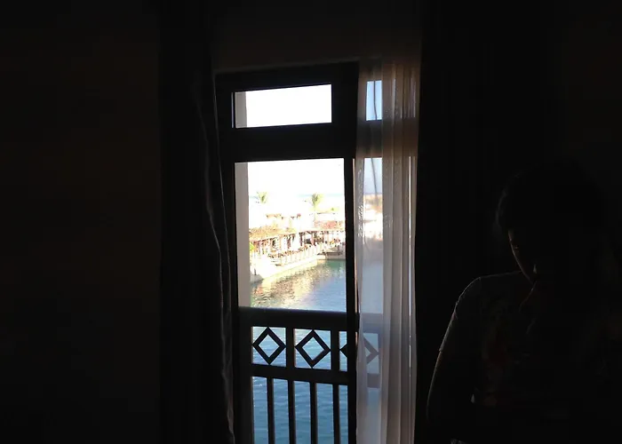 Cozy With A View In Port Ghalib Apartment *