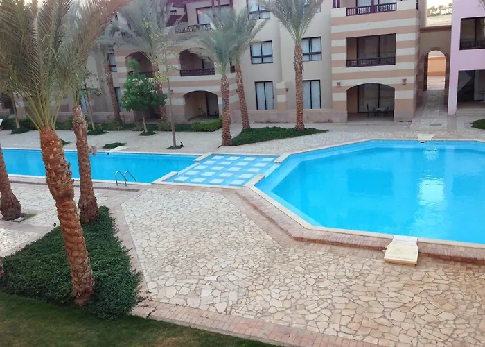 Cozy With A View In Port Ghalib Apartment